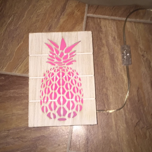 Pineapple light - Picture 3 of 3